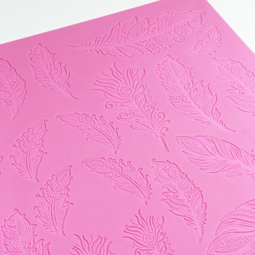 Feathers - 3D Large Lace Mat