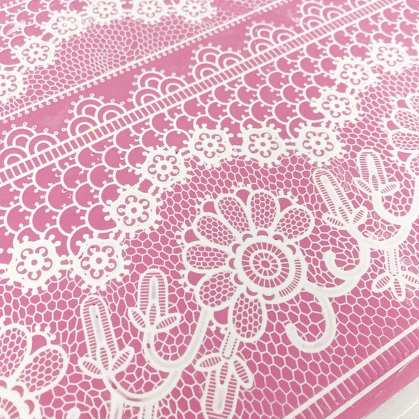 Delilah Cake Lace Mat