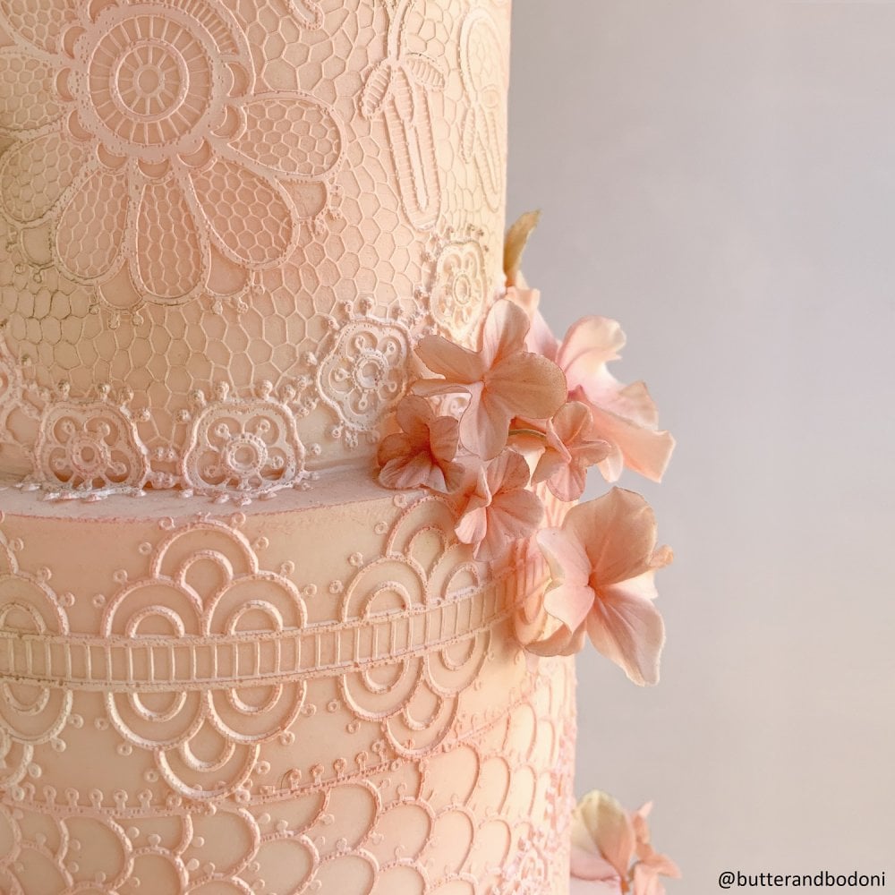 Delilah Cake Lace Mat