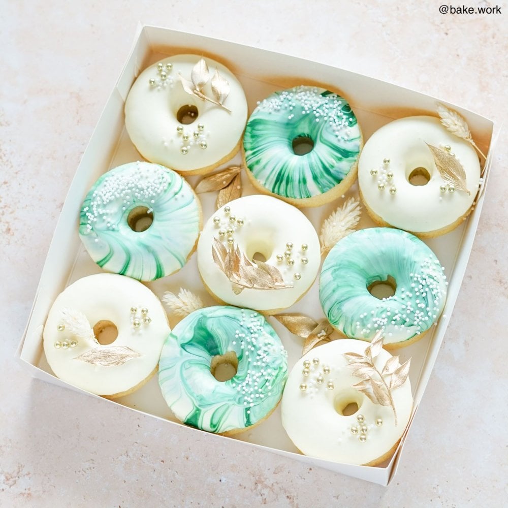 8" White Square Treat Box