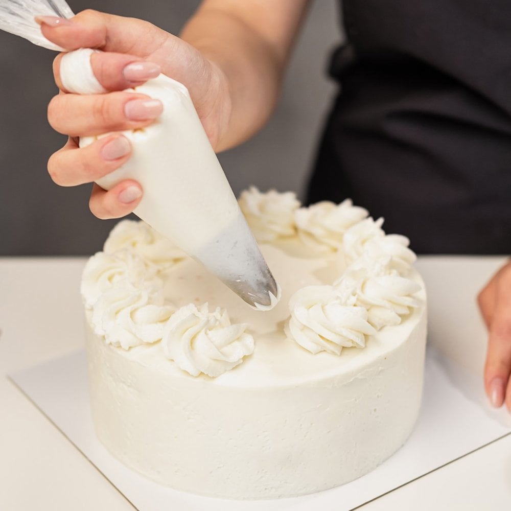 18 Inch Disposable Biodegradable Piping Bags - Roll Of 100