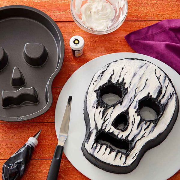 Halloween Skull Cake Tin