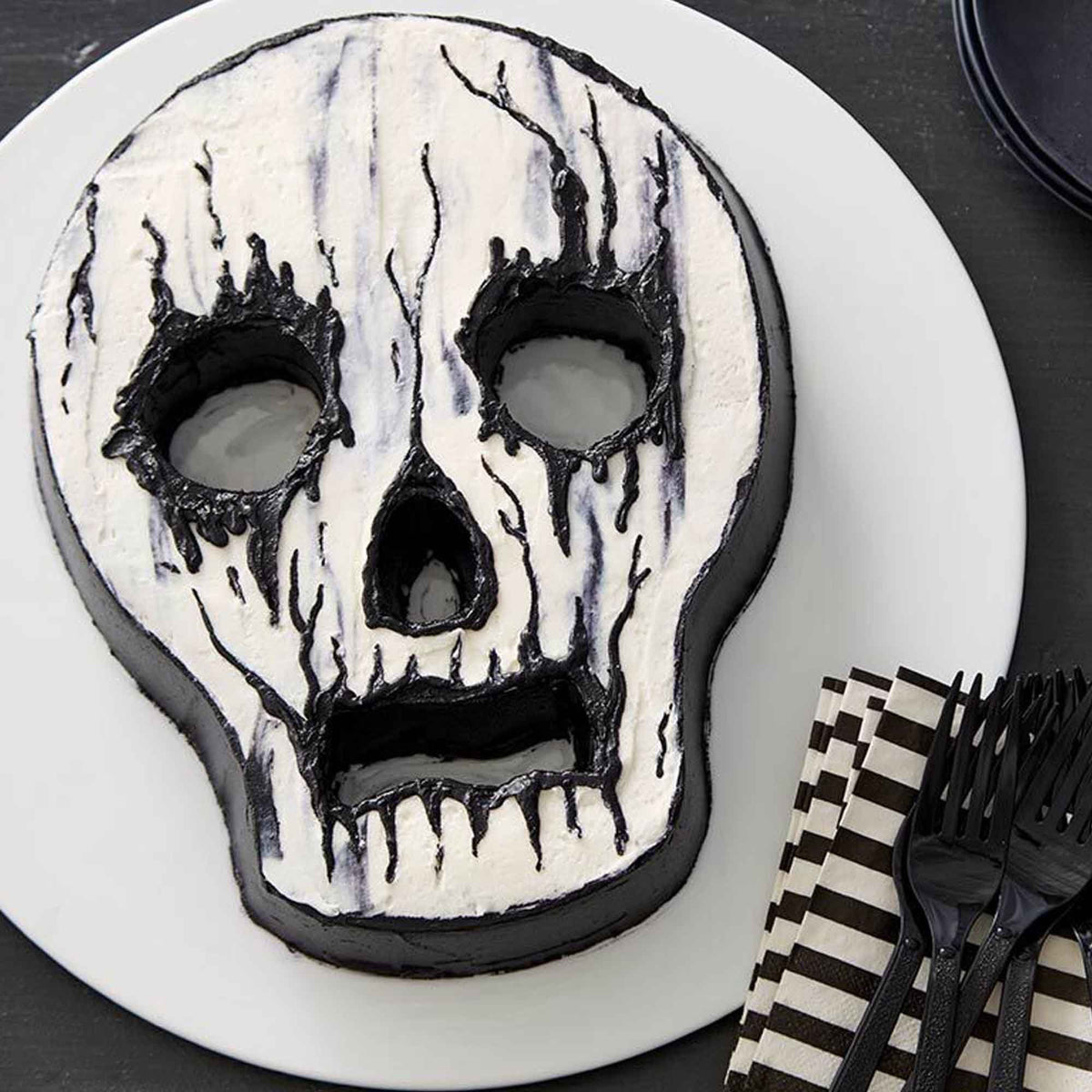 Halloween Skull Cake Tin