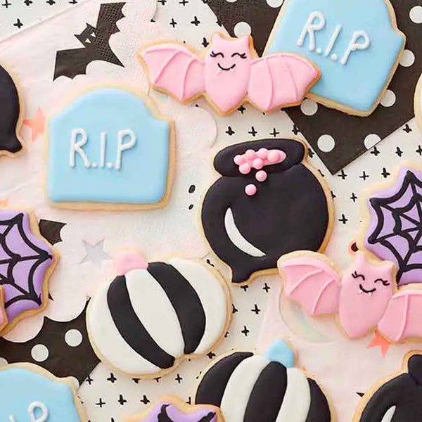 Set Of 7 Haunted House Cutters
