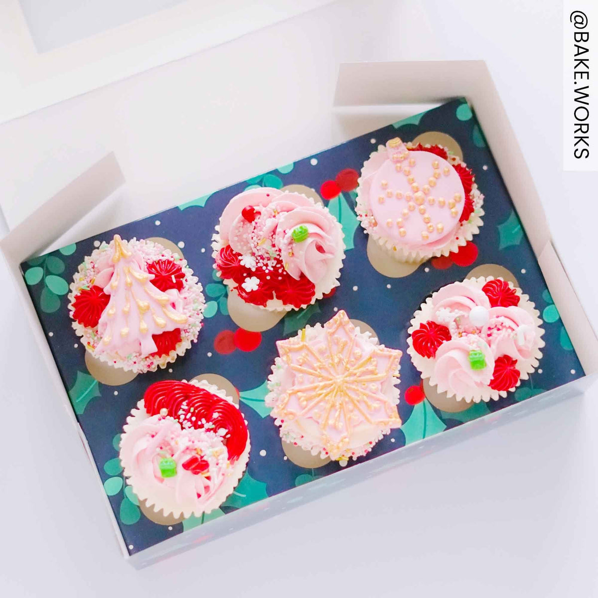 Holly & Berries Cupcake Box