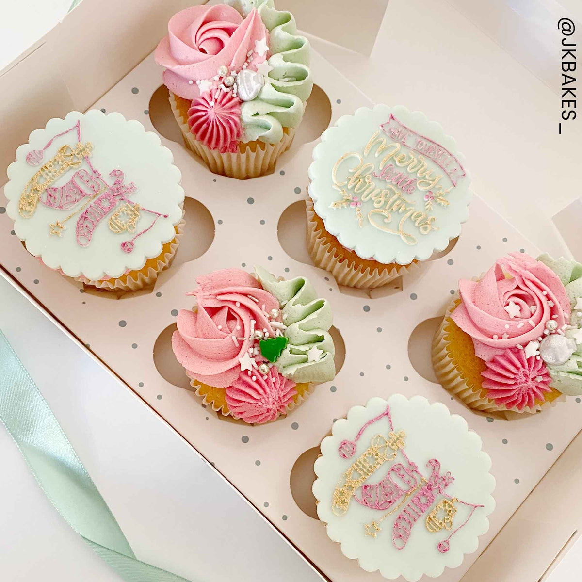 Nordic Trees Cupcake Box