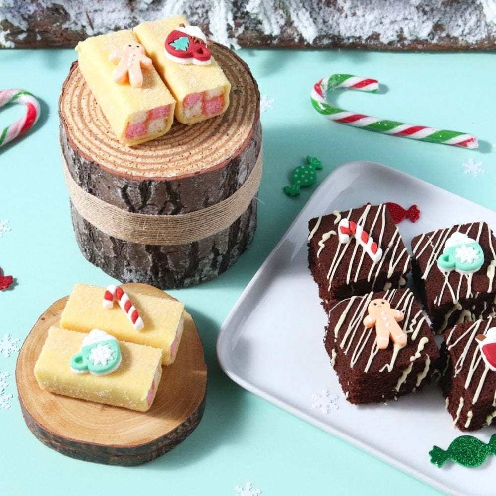 Christmas Cheer Edible Sugar Toppers x 12