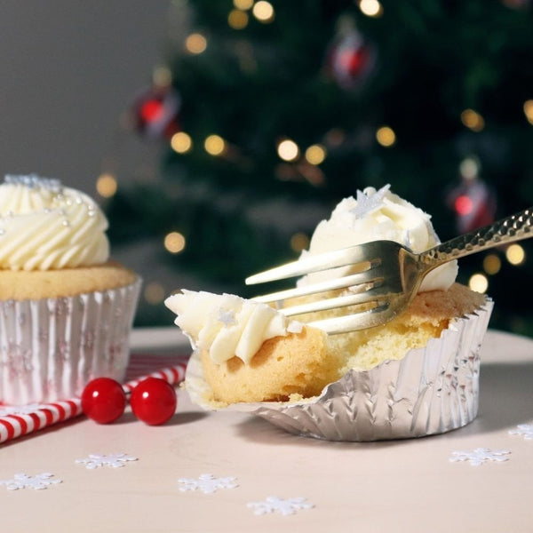 Silver Snow Christmas Foil-lined Cupcake Cases x 60