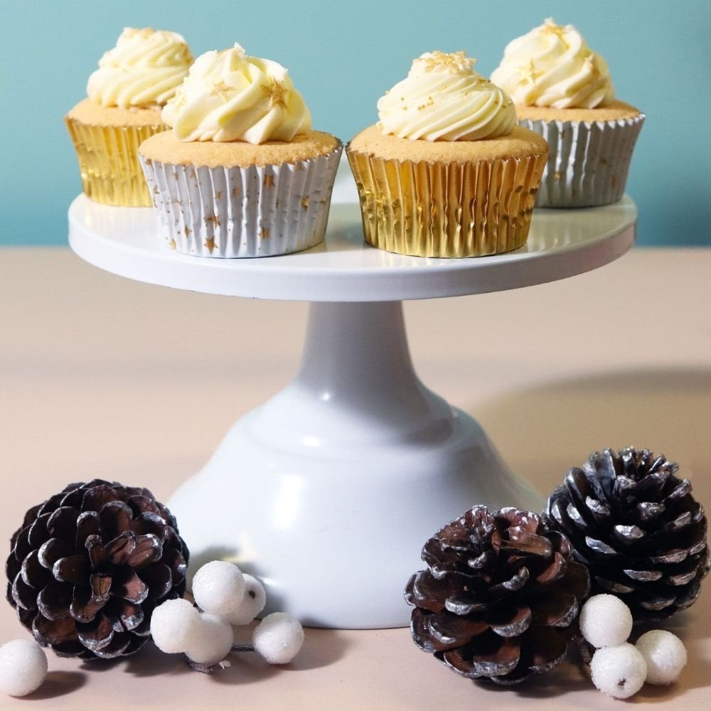 Golden Stars Christmas Foil-lined Cupcake Cases x 60