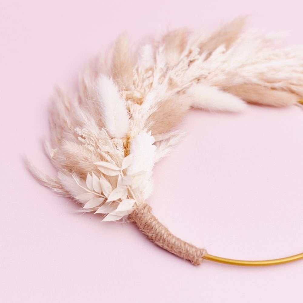 Natural White Dried Flower Ring 14cm (Without Stem)