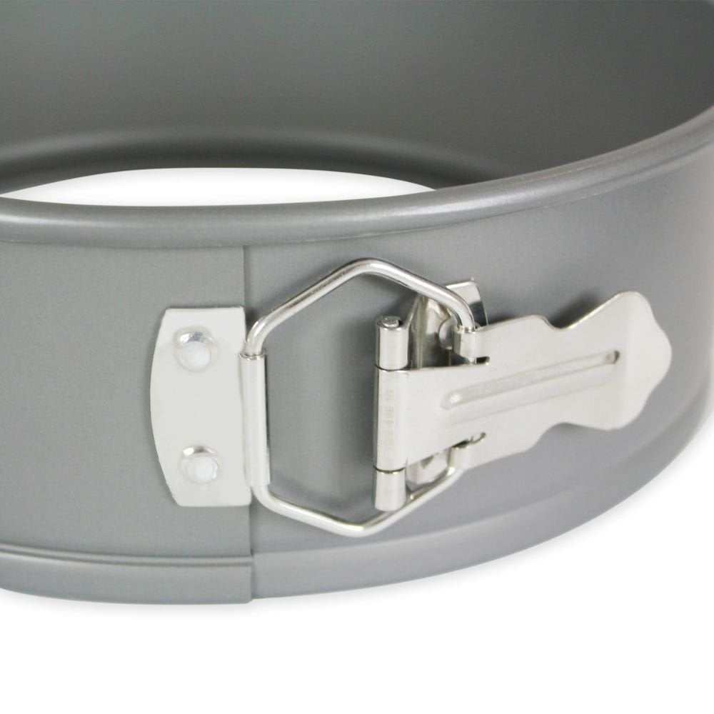 Silver Round Anodised Springform Cake Tin 9" x 3"