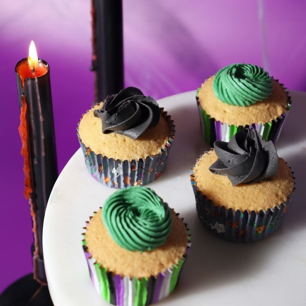 Trick or Treat Halloween Foil-Lined Cupcake Cases x 60