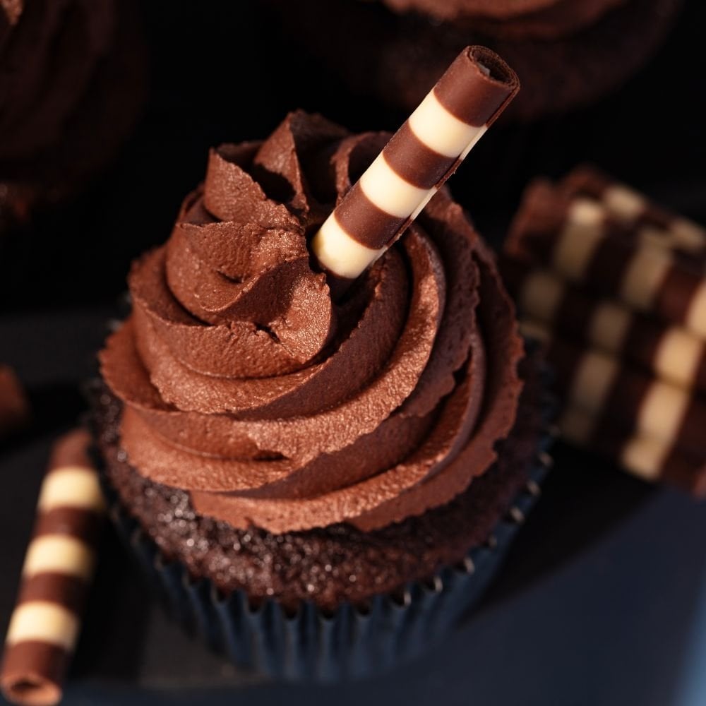 Striped Mini Chocolate Curls 100g
