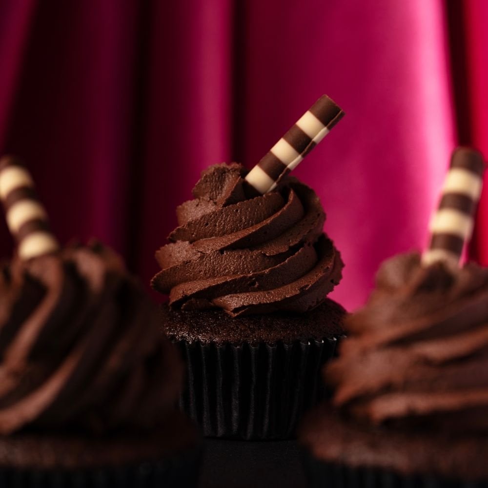 Striped Mini Chocolate Curls 100g