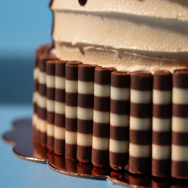 Striped Mini Chocolate Curls 100g