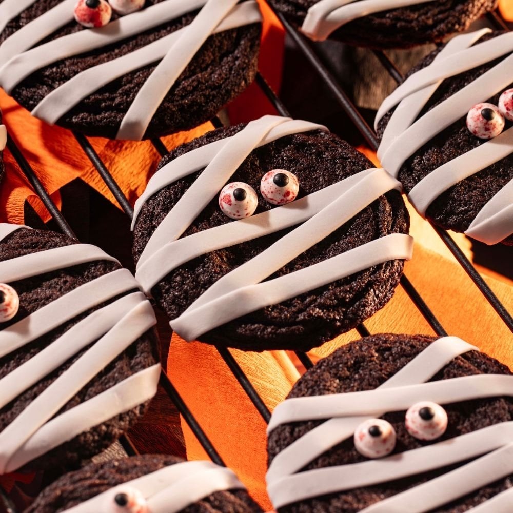 Bloody Eyes Halloween Sprinkle Charms 25g