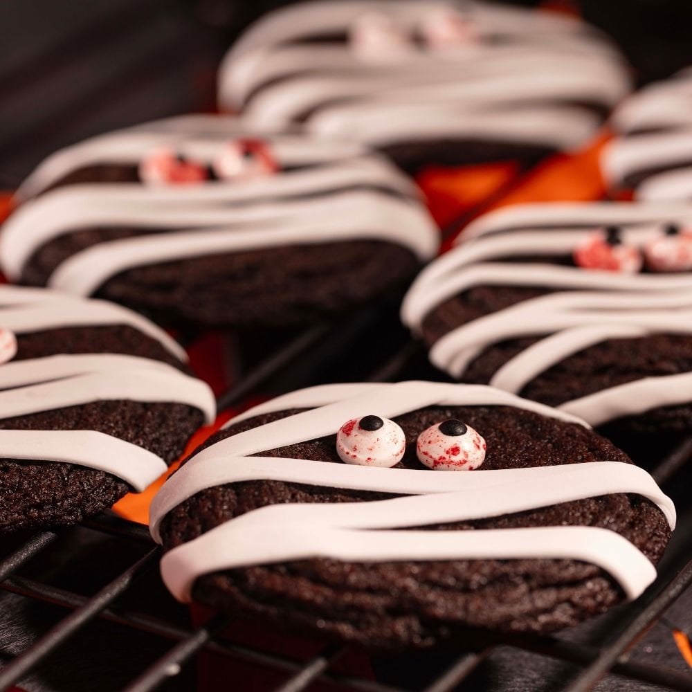 Bloody Eyes Halloween Sprinkle Charms 25g