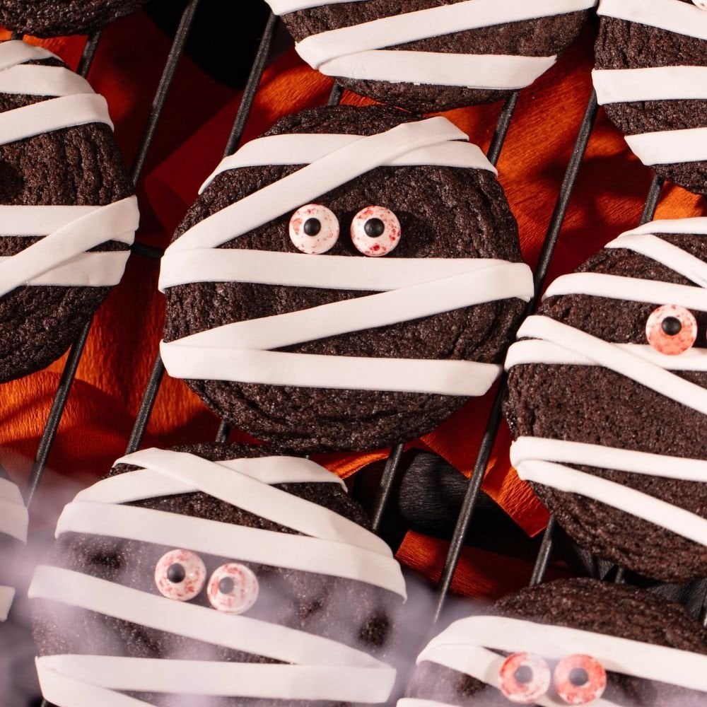 Bloody Eyes Halloween Sprinkle Charms 25g