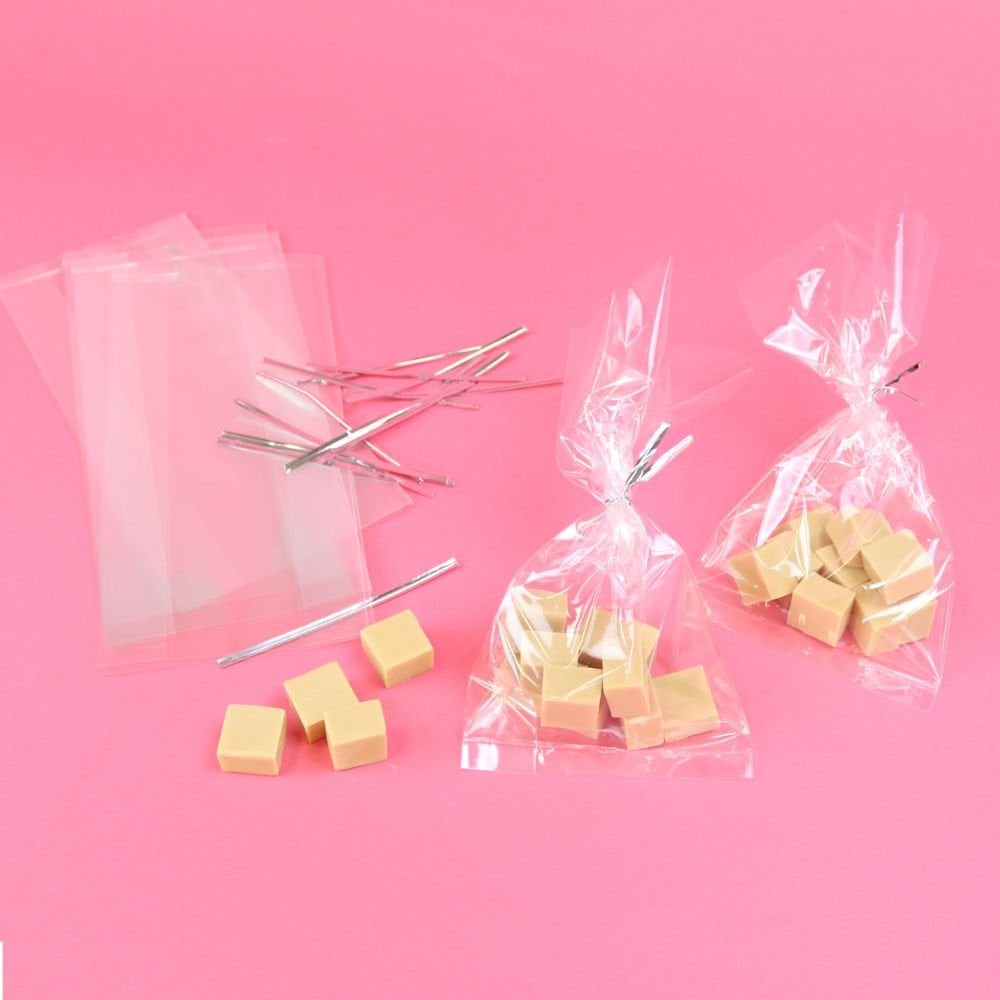 Clear Party Bags With Silver Twist Ties Pack Of 25