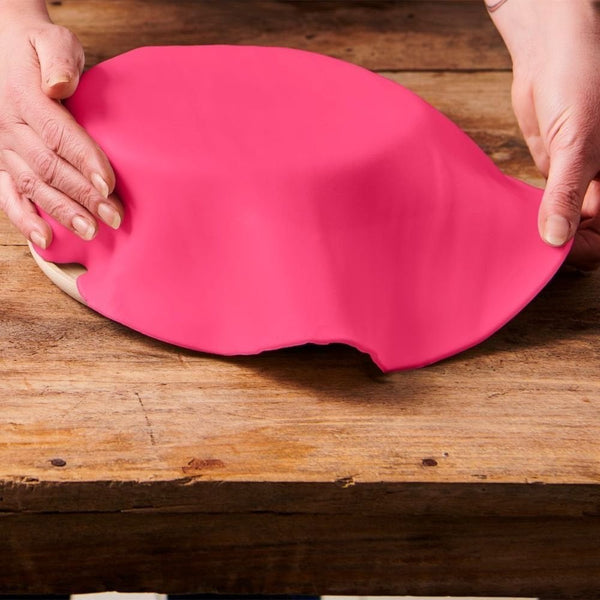Hot Pink Ready Rolled Sugarpaste Disc