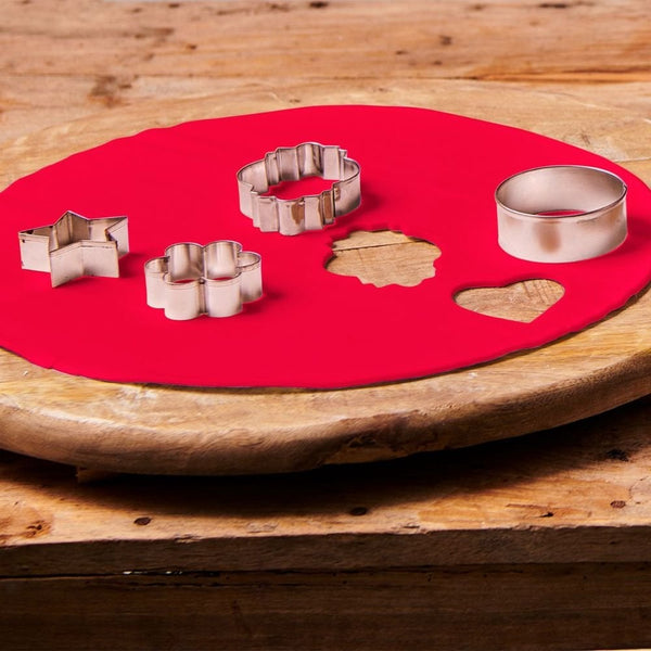 Fire Red Ready Rolled Sugarpaste Disc