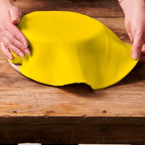 Mellow Yellow Ready Rolled Sugarpaste Disc